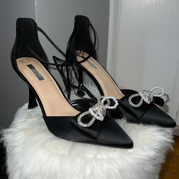 Size 10 BNWT DRESS BLACK BOWTIE RHINESTONE PEARL HEELS - Picture 3 of 11